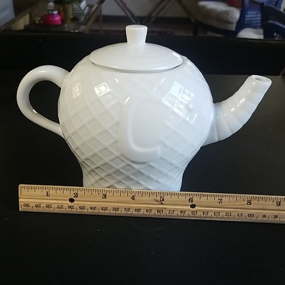 Boston Warehouse Dining Boston Warehouse Elephant Teapot White